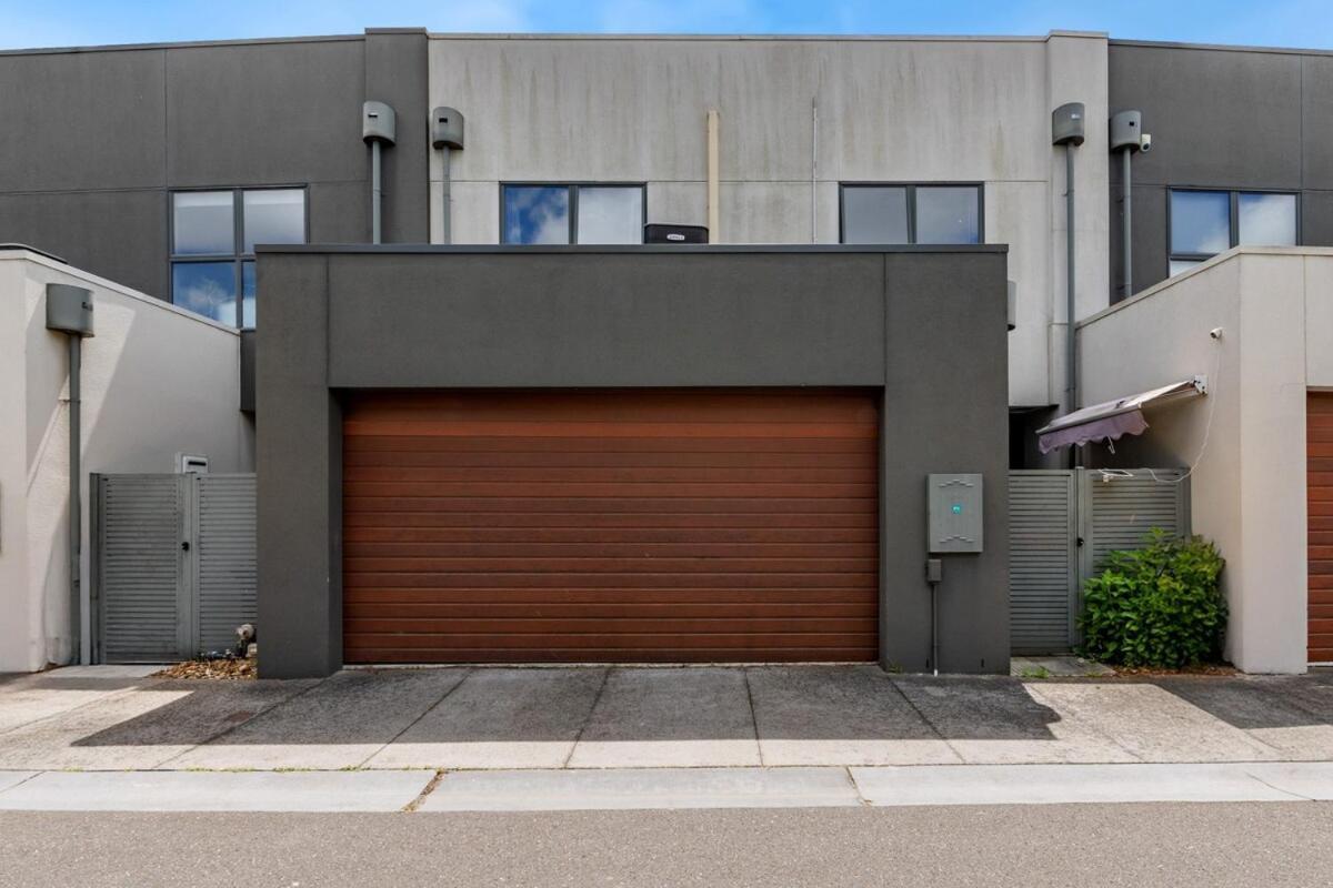 A Cozy Tri-Level Residence 5 Bedrooms In Heart Of Mulgrave Exterior photo